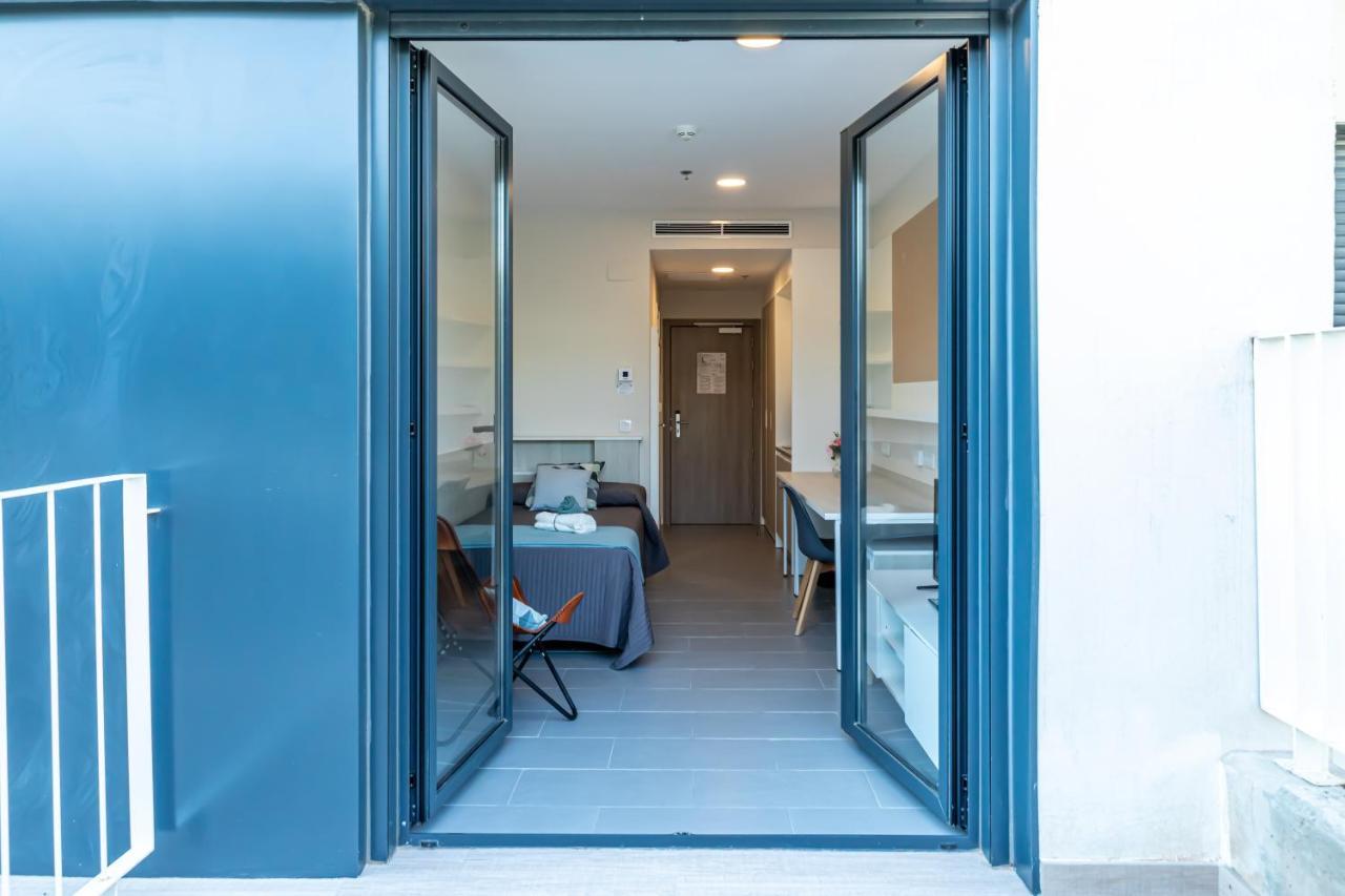 Executive Single Studio